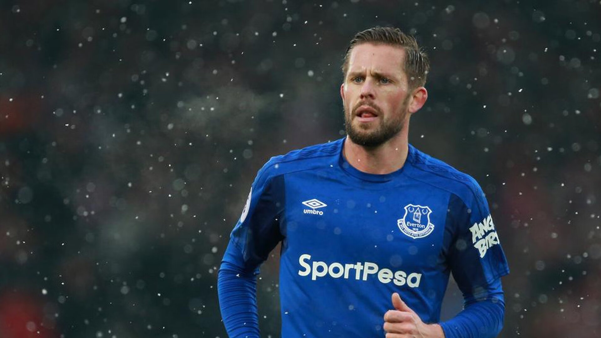 潘展乐闪耀世锦赛,中国泳坛新星打破亚洲纪录,剑指巴黎奥运