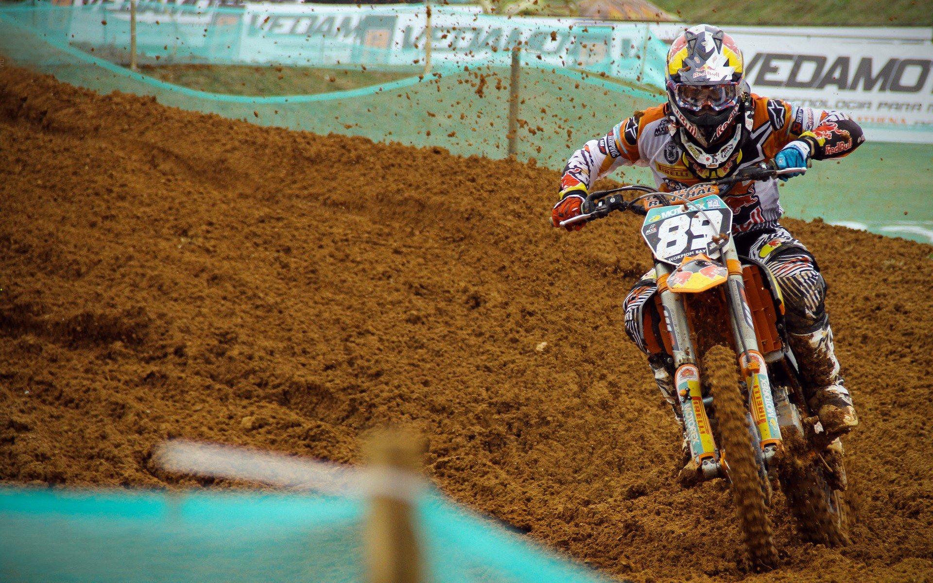 惊天绝杀!勇士末节逆转20分劣势,库里压哨三分锁定胜局