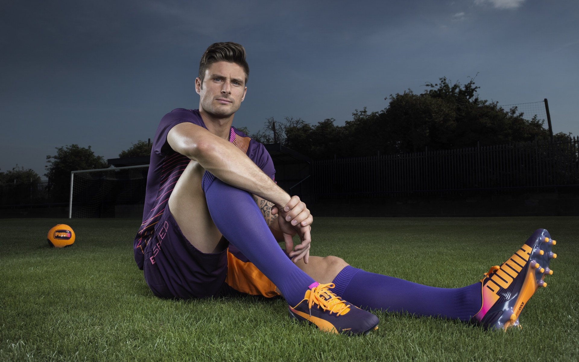 费德勒宣布退役,网球传奇告别赛场,留下不朽传奇