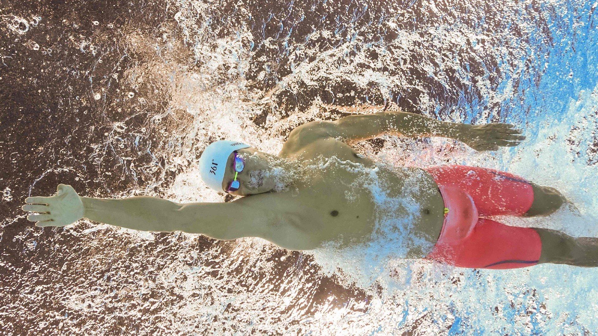 魔人咆哮欧陆！哈兰德国家队首演大四喜神迹，挪威锋霸杀疯了